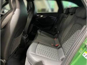 Audi RS4 Avant tiptronic PANO Matrix B&O HuD MASSAGE