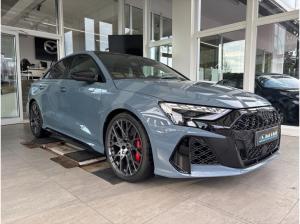 Audi RS3 LIMO 2.5I*KERAMIK,PANO,SPORT AGA,SPORT SITZE*