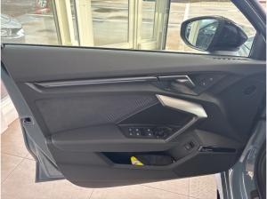 Audi RS3 LIMO 2.5I*KERAMIK,PANO,SPORT AGA,SPORT SITZE*