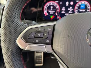 Volkswagen Golf GOLF GTI CLUBSPORT PANO+H&K+AKRA+LEDER+DCC+BLACK