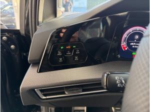 Volkswagen Golf GOLF GTI CLUBSPORT PANO+H&K+AKRA+LEDER+DCC+BLACK