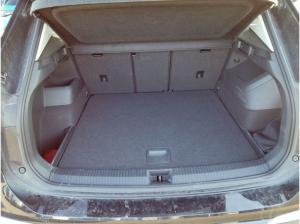 Volkswagen Tiguan ELEGANCE 2.0TDI DSG ACC.5J-G.AHK.STHZG.AREA-VIEW.NAVI+VC.HD-MATRIX