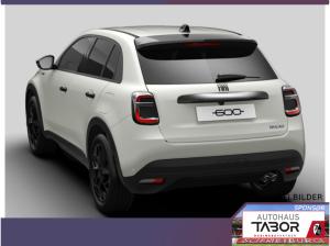 Fiat 600 Hybrid Sport Nav SHZ ACC Kam Keyl PDC PrivG