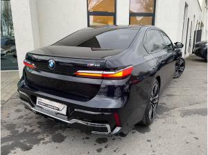 BMW i7 M70 xDrive || B&W TheatherScreen Autobahnass UPE: 222.199,-EUR