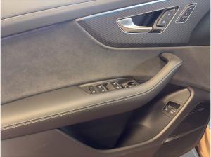 Audi Q8 S line business TFSI e quattro 360°-Kamera, beheizbares Lenkrad,HUD, Keyless Entry,Massagesitze