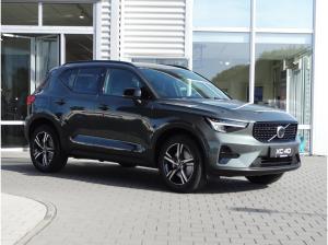 Volvo XC40 B3 Plus Dark