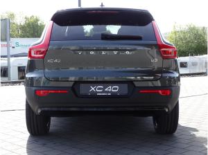 Volvo XC40 B3 Plus Dark
