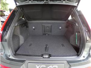 Volvo XC40 B3 Plus Dark