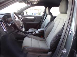 Volvo XC40 B3 Plus Dark