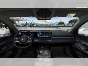 BMW i5 eDrive40 Touring *frei konfigurierbar* Sommerleasingaktion