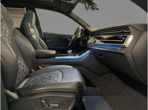 Audi SQ8 TFSI tiptr. STDHZG NACHTS HUD PANO 360°K