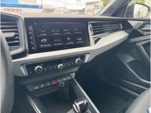 Audi A1 Sportback S line 40 TFSI S tronic S Line,PDC