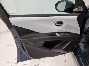 BMW iX3 50 xDrive M Sportpaket SOFORT VERFÜGBAR H&K ACC AHK Shz