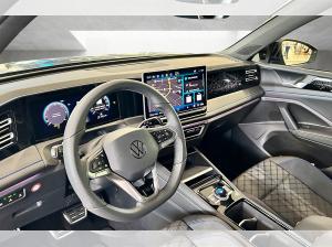 Volkswagen Tiguan R-Line 2.0 l TDI DSG 360 ACC AHK AUT Kam.