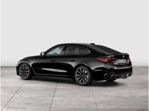 BMW i4 eDrive40 M Sport Pro AHK NAVI Standh. LED DAB LM