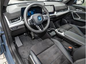 BMW X1 xDrive30e M Sport Pro HUD+AHK+H/K+Aktivsitze+LHZ+KZK+Alarm+LED+DAB+Memory