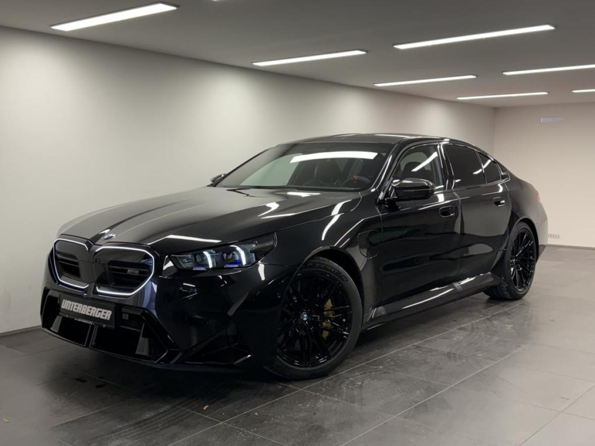 BMW M5 Limousine 0,5% Versteuerung Ultimate Package Carbon Bremse