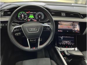 Audi Q8 e-tron S line 50 AHK Matrix Keyless 360° ACC