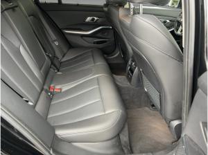BMW 330 330e xDrive Sport Line