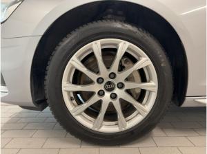 Audi A4 Avant Advanced 40 TFSI qu.S tr. RFK NAVI ACC