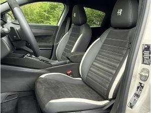 Alfa Romeo Junior 1.2 VGT Ibrida Sport-Speciale +Tech-Paket