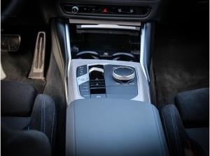 BMW 330 330e M-Sport Pano AHK DA PA+ H/K FLA