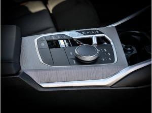 BMW 330 330e M-Sport Pano AHK DA PA+ H/K FLA