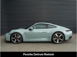 Porsche 992 911 Carrera