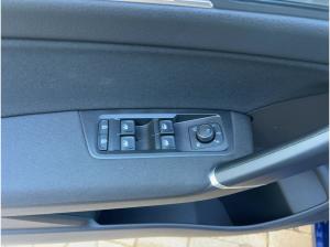 Volkswagen Touran 2.0 TDI DSG Comfortl 3. Sitzreihe AHK