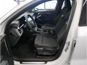 Audi A3 Limousine 30 TDI S line LED AHK virt. Cock.+ NAVI+