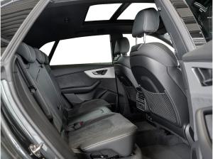 Audi Q8 S line business TFSI e 290kW Matrix Pano AHK B&O 0,5%