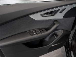 Audi Q8 S line business TFSI e 290kW Matrix Pano AHK B&O 0,5%