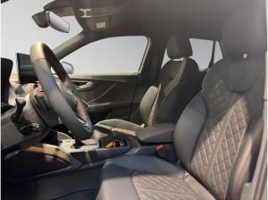 Audi Q2 S line 35 TFSI S tronic AHK