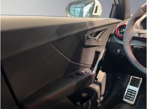 Audi Q2 S line 35 TFSI S tronic AHK