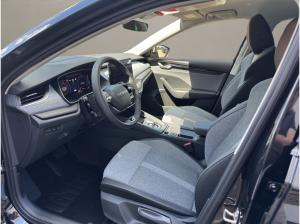 Skoda Octavia SOFORT VERFÜGBAR! Combi 2.0 TDI Tour AHK ACC AHK AUT Navi