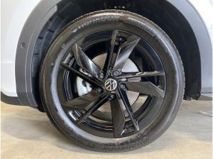 Volkswagen T-Roc Style 1.5 eTSI IQ.LIGHT*BLACK STYLE