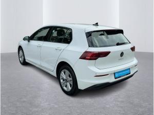 Volkswagen Golf VIII 1.5 TSI Life Kamera LED Sitzhzg