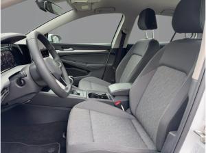 Volkswagen Golf VIII 1.5 TSI Life Kamera LED Sitzhzg