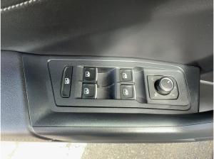Volkswagen T-Roc 1.5 TSI DSG R-Line AHK Navi Ganzjahresreifen