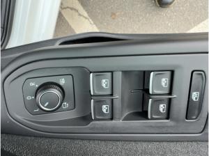 Volkswagen Golf VIII 1.5 TSI Life Kamera LED Sitzhzg