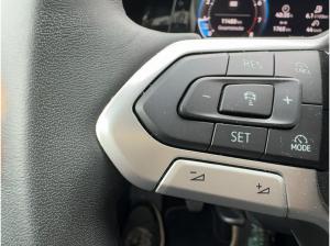 Volkswagen Golf VIII 1.5 TSI Life Kamera LED Sitzhzg