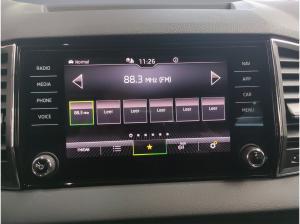 Skoda Karoq Tour 2.0 TDI DSG AHK LED NAVI ACC