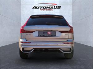 Volvo XC60 B4 (Benzin) Plus Dark 2WD Automatik Bluetooth