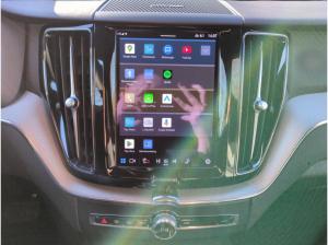 Volvo XC60 B4 (Benzin) Plus Dark 2WD Automatik Bluetooth