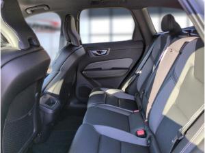 Volvo XC60 B4 (Benzin) Plus Dark 2WD Automatik Bluetooth