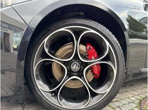 Alfa Romeo Giulia Veloce Q4 Automatik *AKTION*