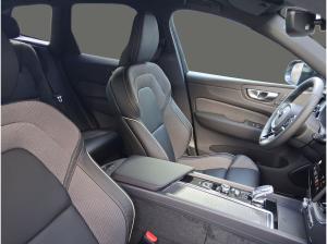 Volvo XC60 T8 Plus Black Edition Recharge Plug-In Hybrid AWD