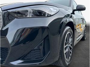 BMW iX1 xDrive30 M-Paket AHK LED HeadUp Harman Kardon