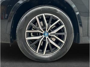 BMW iX1 xDrive30 M-Paket AHK LED HeadUp Harman Kardon