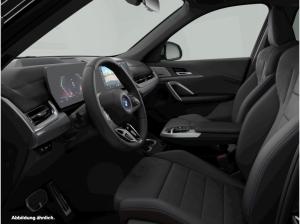 BMW iX1 eDrive20 MSport HUD PANO ACC AHK RFK NAVI